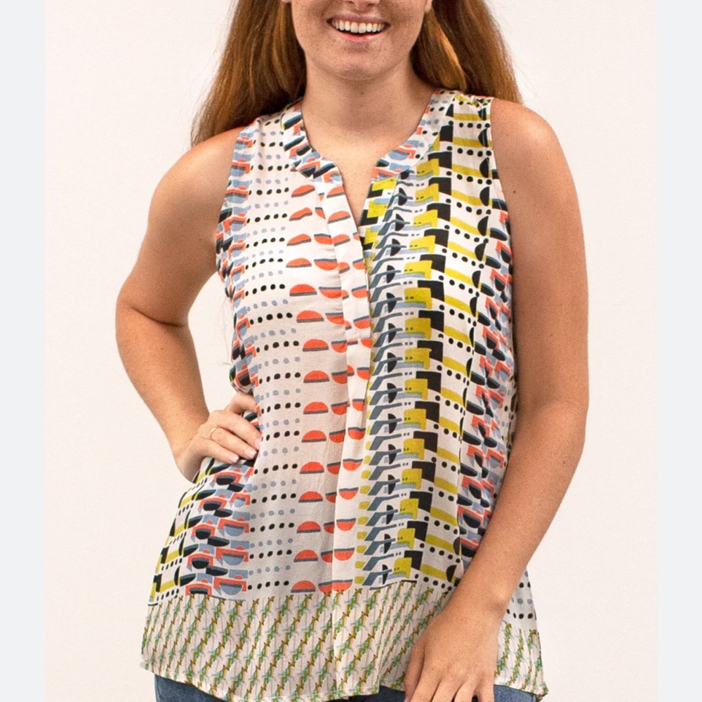 LOVE KYLA Senya geometric print tank top NEW with TAG size small